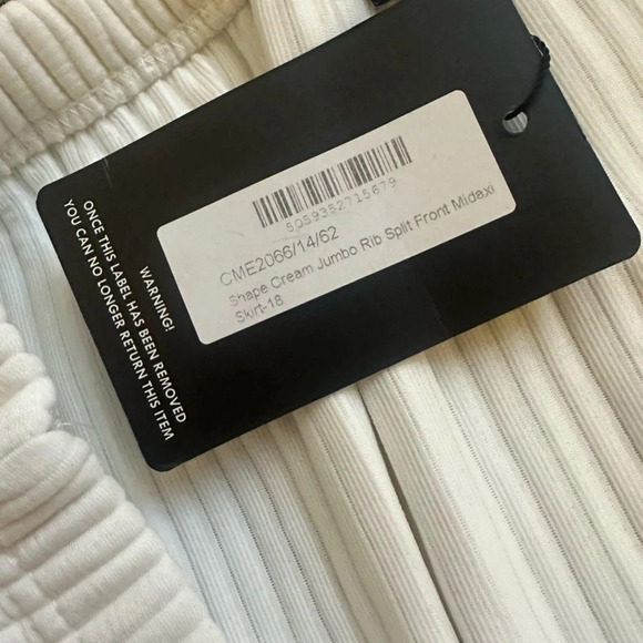 NWT PrettyLittleThing Ribbed Split Front Maxi Skirt Size 14 - Picture 4 of 5